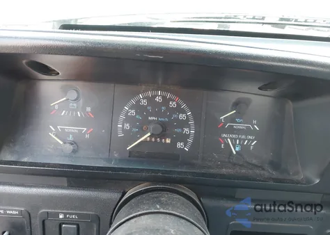 1988 Ford F250 z USA, uszkodzony, nr VIN 1FTHX26G2JKB05238